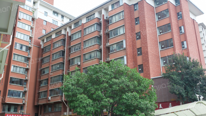 甲六院公寓外景图