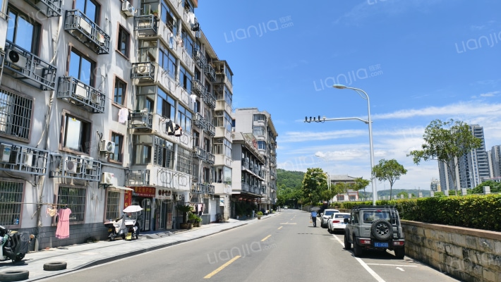沿江中路外景图