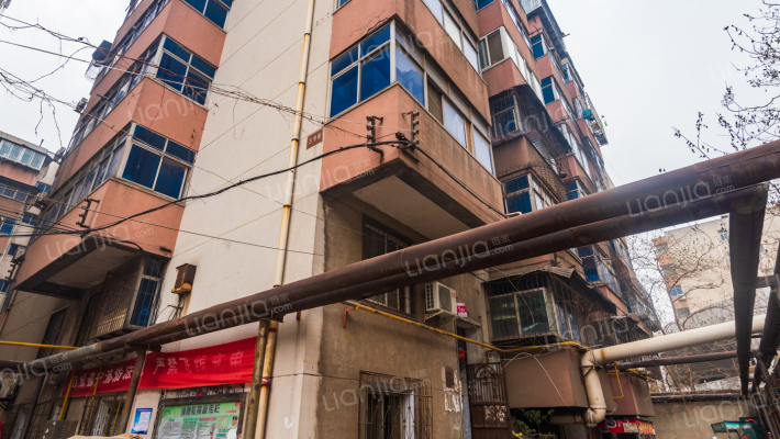 卫生路46号外景图