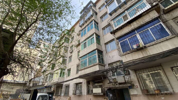 广城小区外景图