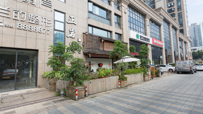 皇家御城外景图