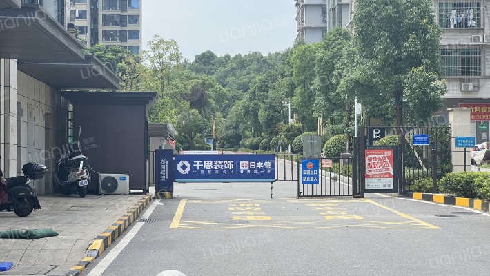 长房云西府外景图