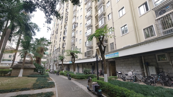 凌波小区外景图