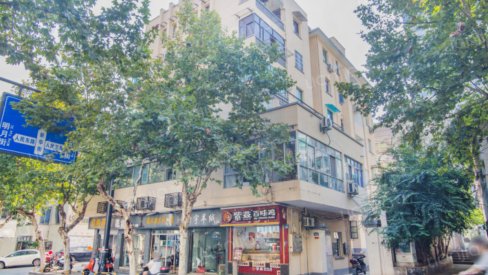 新华街469号外景图