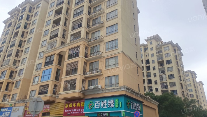 格林童话世界三期外景图