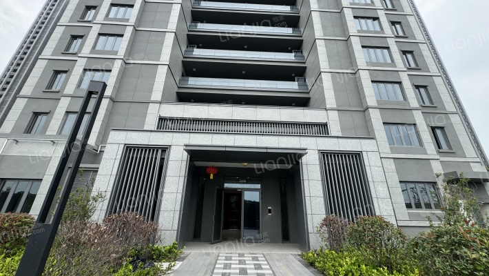 明月听澜外景图