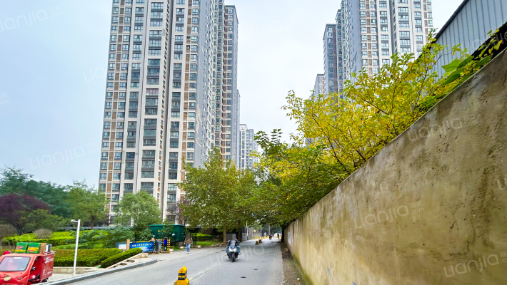 宏府鹍翔九天E区外景图