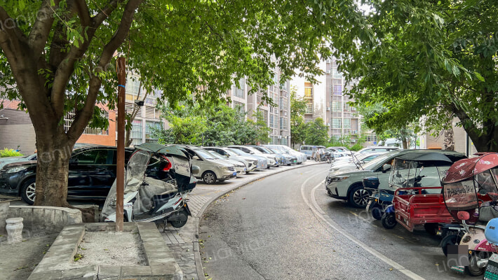 水岸花都外景图