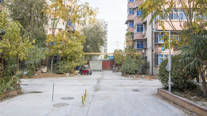 烟厂家属院外景图