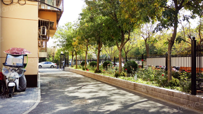 莲怡园北路1号院外景图