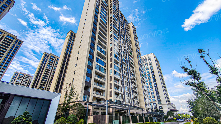 兴铁湘府和园外景图