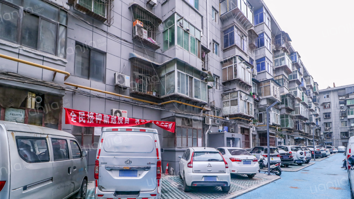 莲湖区双仁府28号院外景图