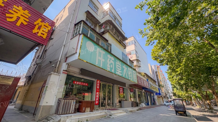 区粮局家属院外景图