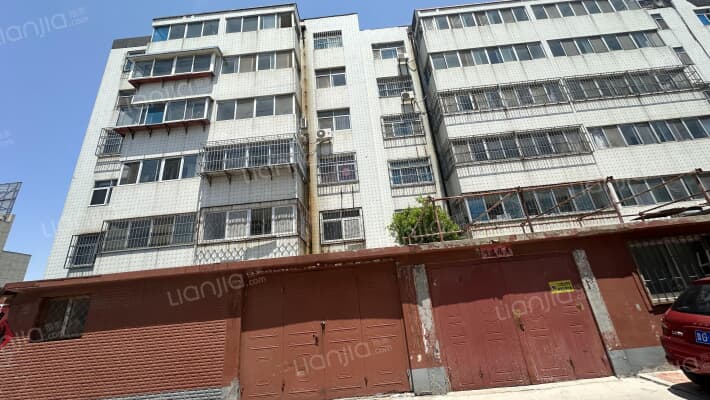 奎文中心医院宿舍外景图