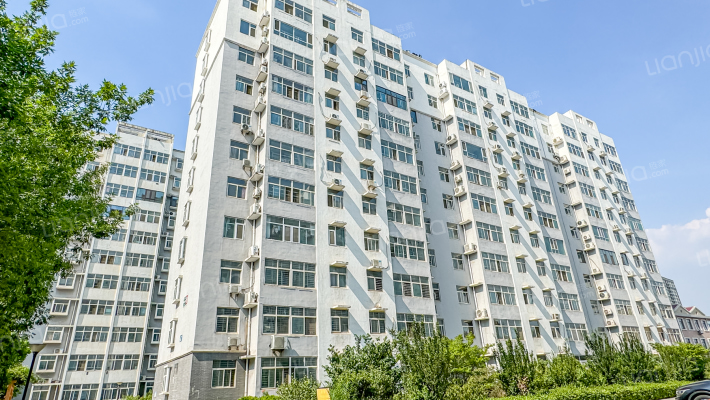 阳光花园外景图