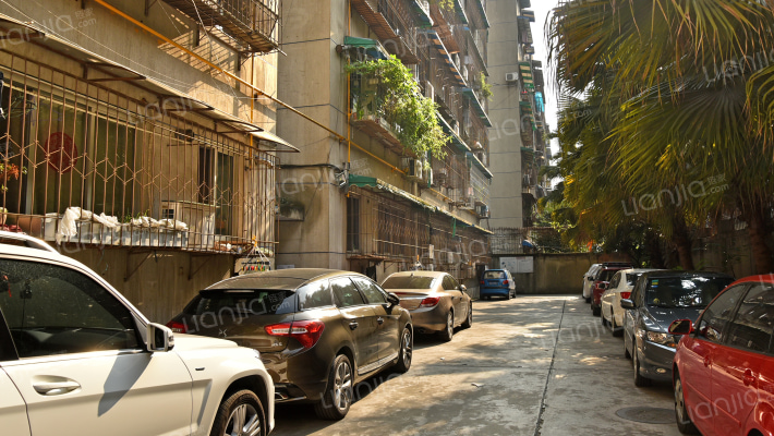 燃灯寺北街86号外景图