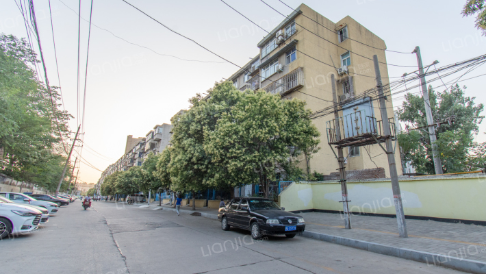 孟砦南街4号院外景图