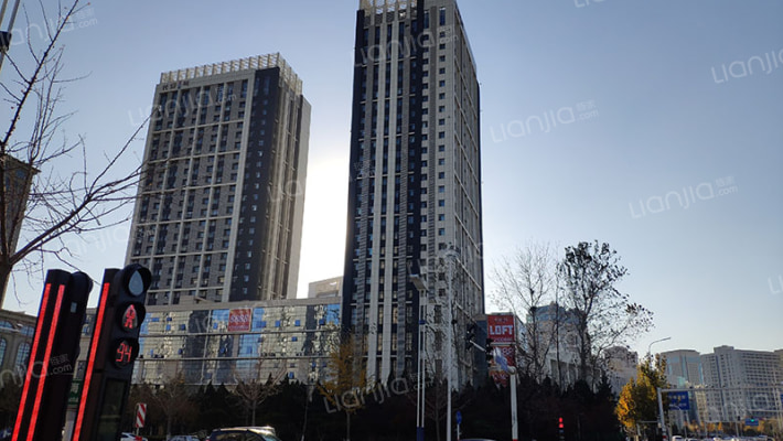 长安1号中央广场外景图