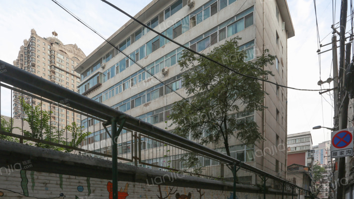 省车购房办家属院外景图