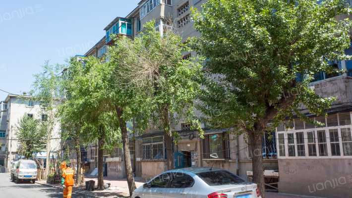 大连工人村房价怎么样工人村房源户型图小区车位交通地址详情分析