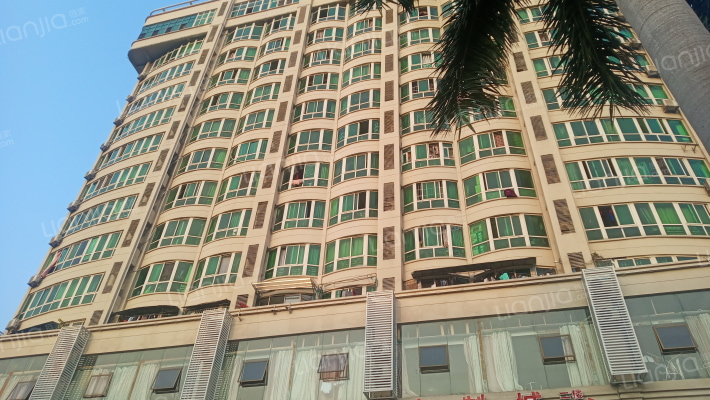 西湖商业广场外景图