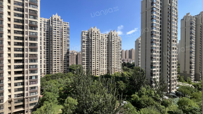 孔雀城英国宫四期外景图