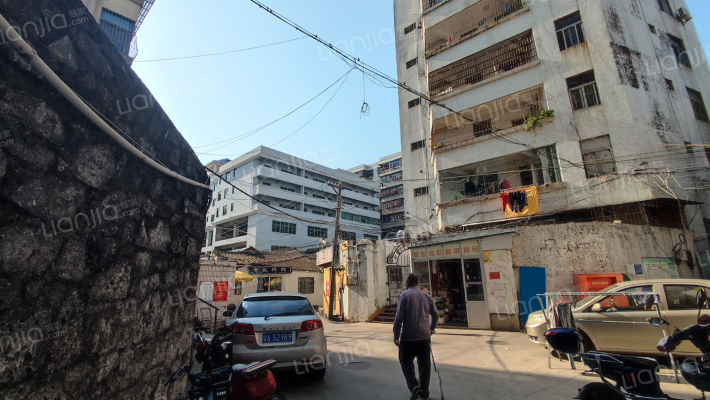 储运公司宿舍外景图