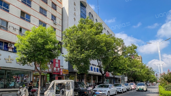 艺校家属院外景图