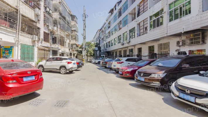 海港新村外景图