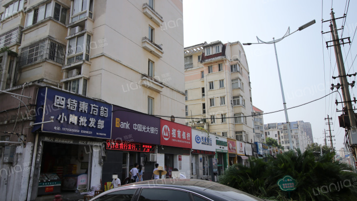 时代名居外景图