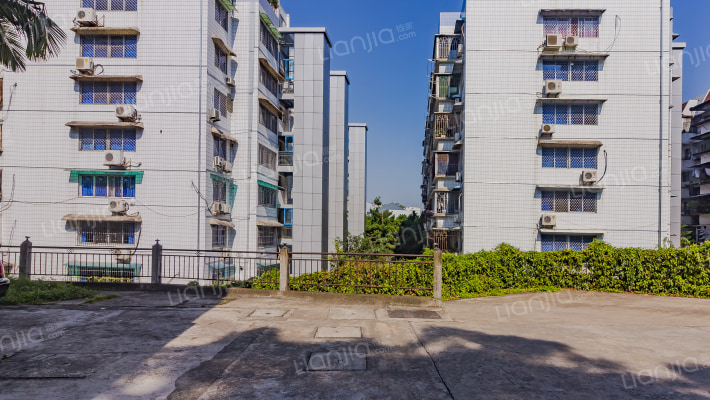 龙腰新村外景图