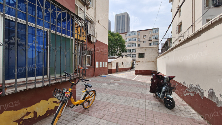 工行宿舍外景图