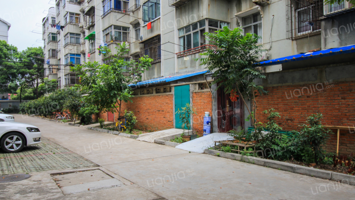 襄阳轴承厂13/15街坊外景图