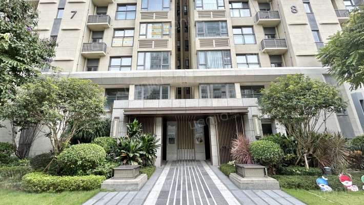 龙湖天玺院外景图