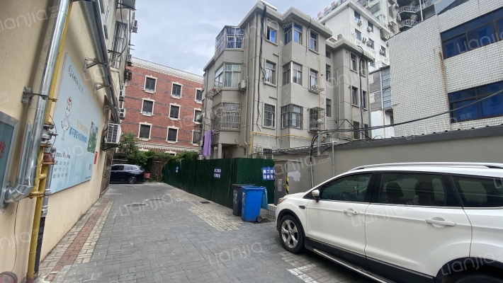 剧场路12号外景图