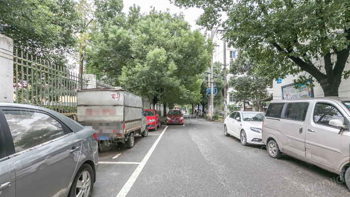 白云新村外景图