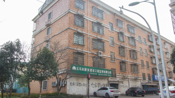 雪峰西路202号外景图