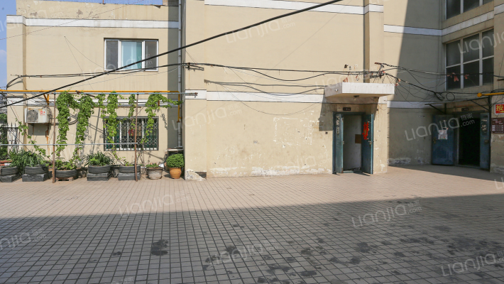 小五台盲童学校宿舍外景图