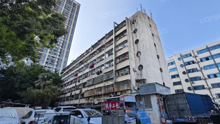 松坪山生活区公寓外景图