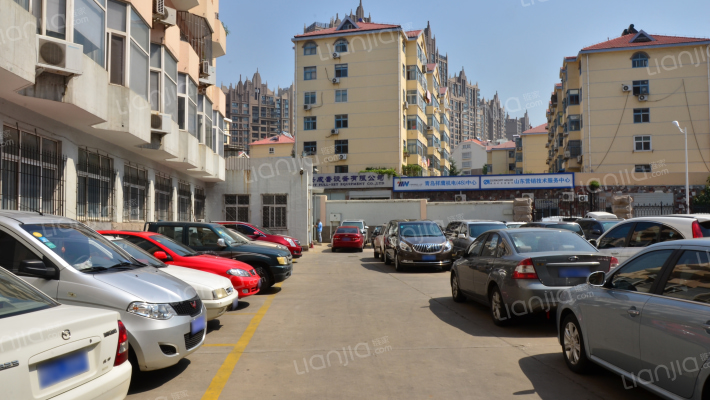 东方商务楼外景图