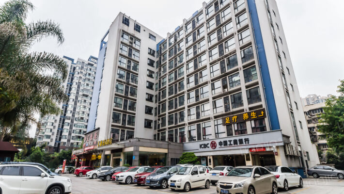 维也纳酒店外景图