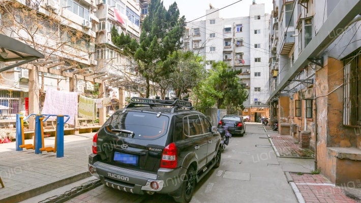 少华小区外景图