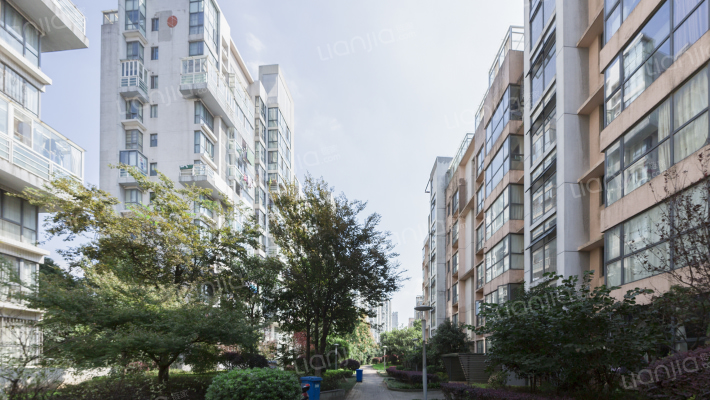 阳光嘉园外景图