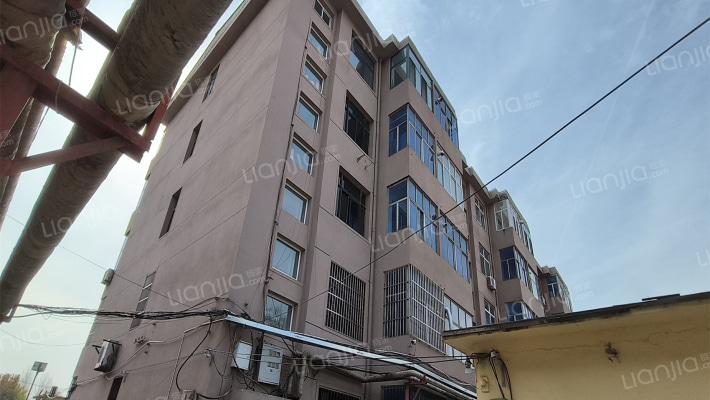 新乐电力局宿舍外景图