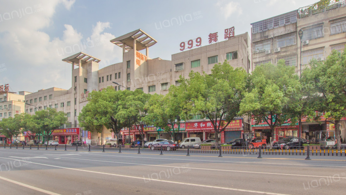 金丽兰公寓外景图