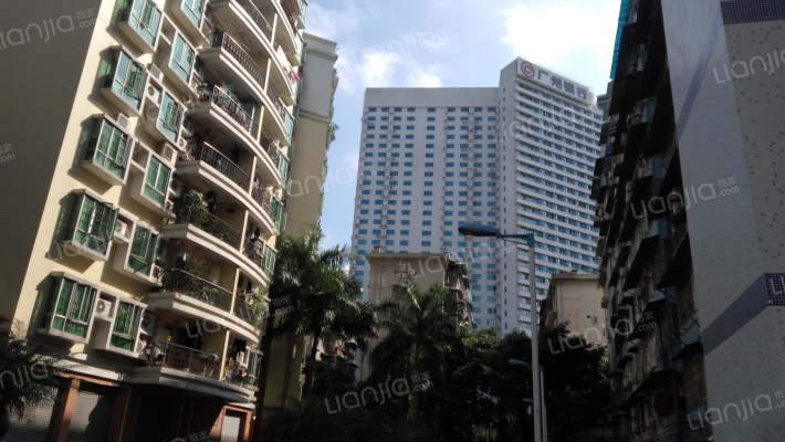 水荫翠院外景图