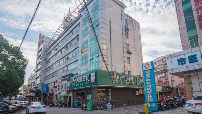 通业银凤楼外景图