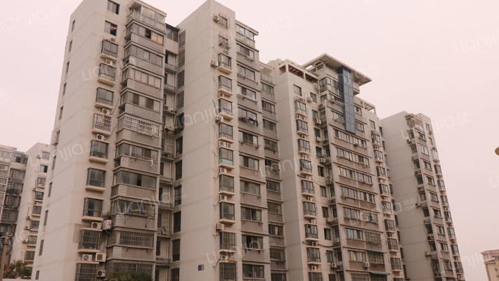 高新花苑外景图