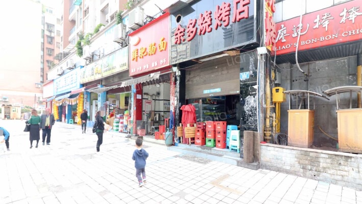 龙泉路69号外景图