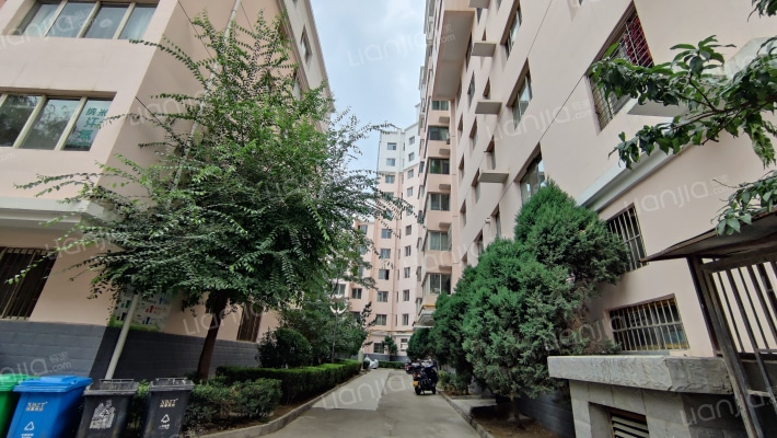 世纪新村B区外景图